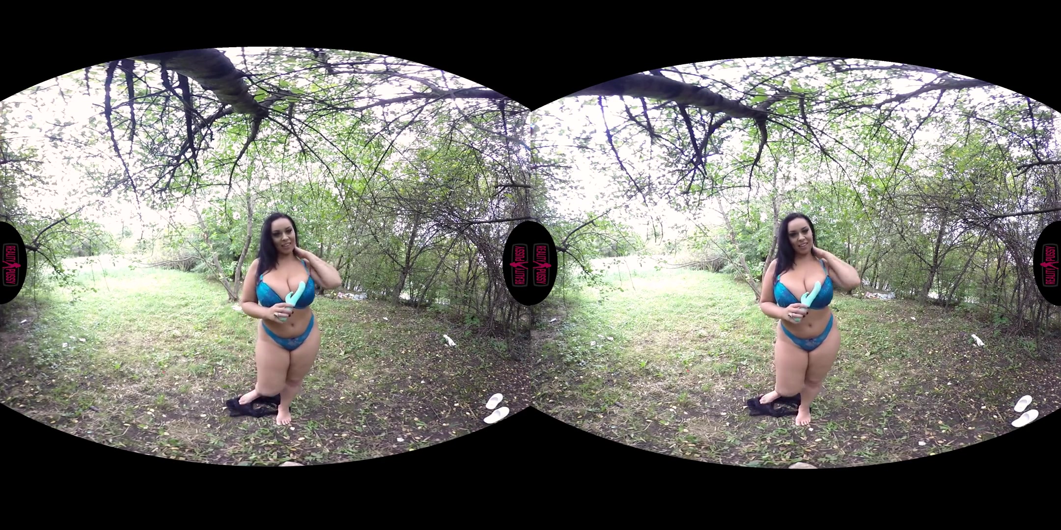 Anastasia Lux in Outdoor Dildo Games And Masturbation - VRpussyVision