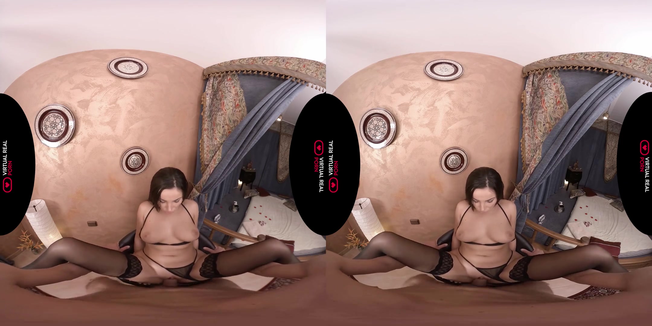 Alyssia Kent in Closing The Deal - VirtualRealPorn