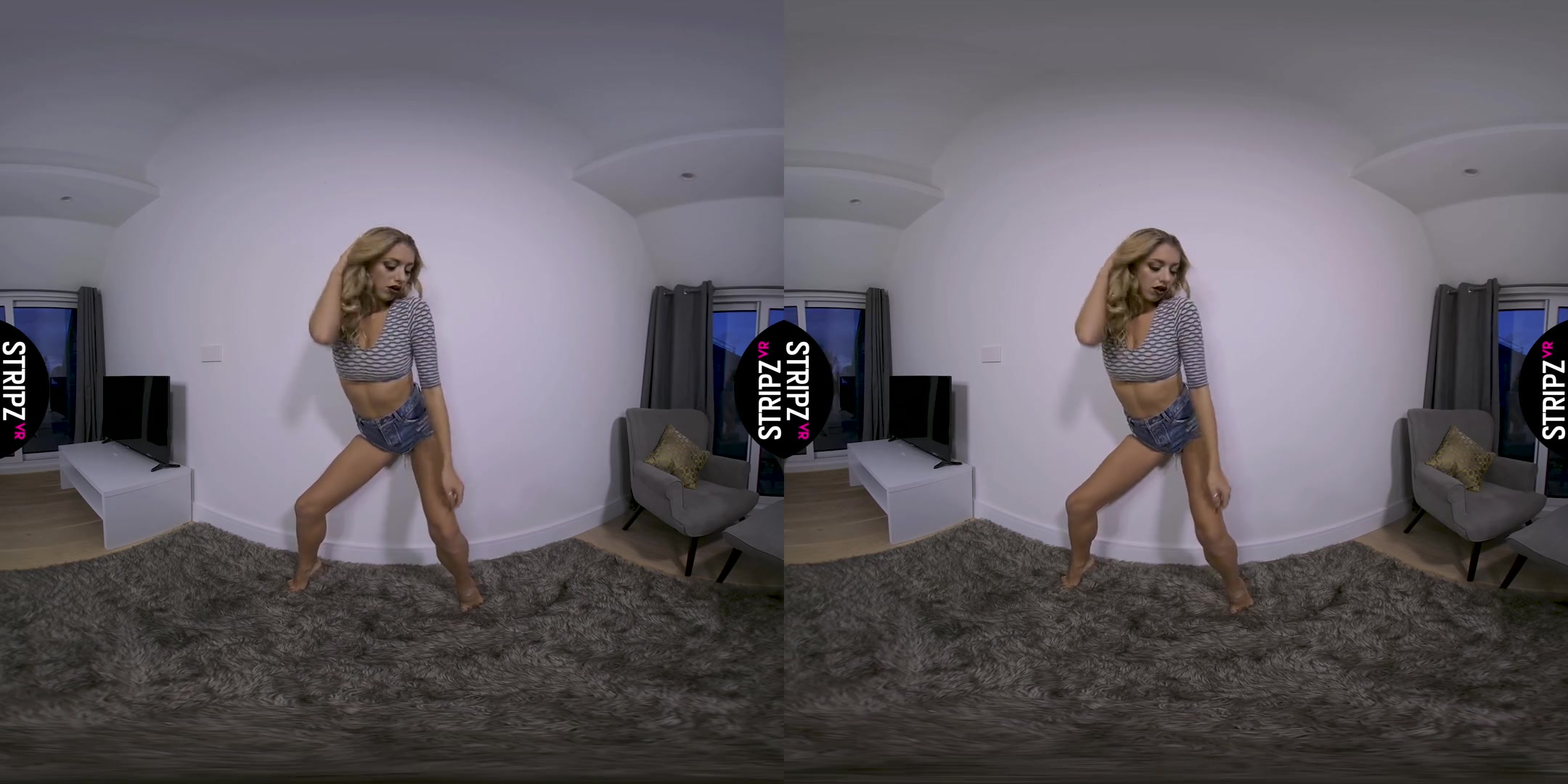 Bexie Williams in Bluejean - StripzVR