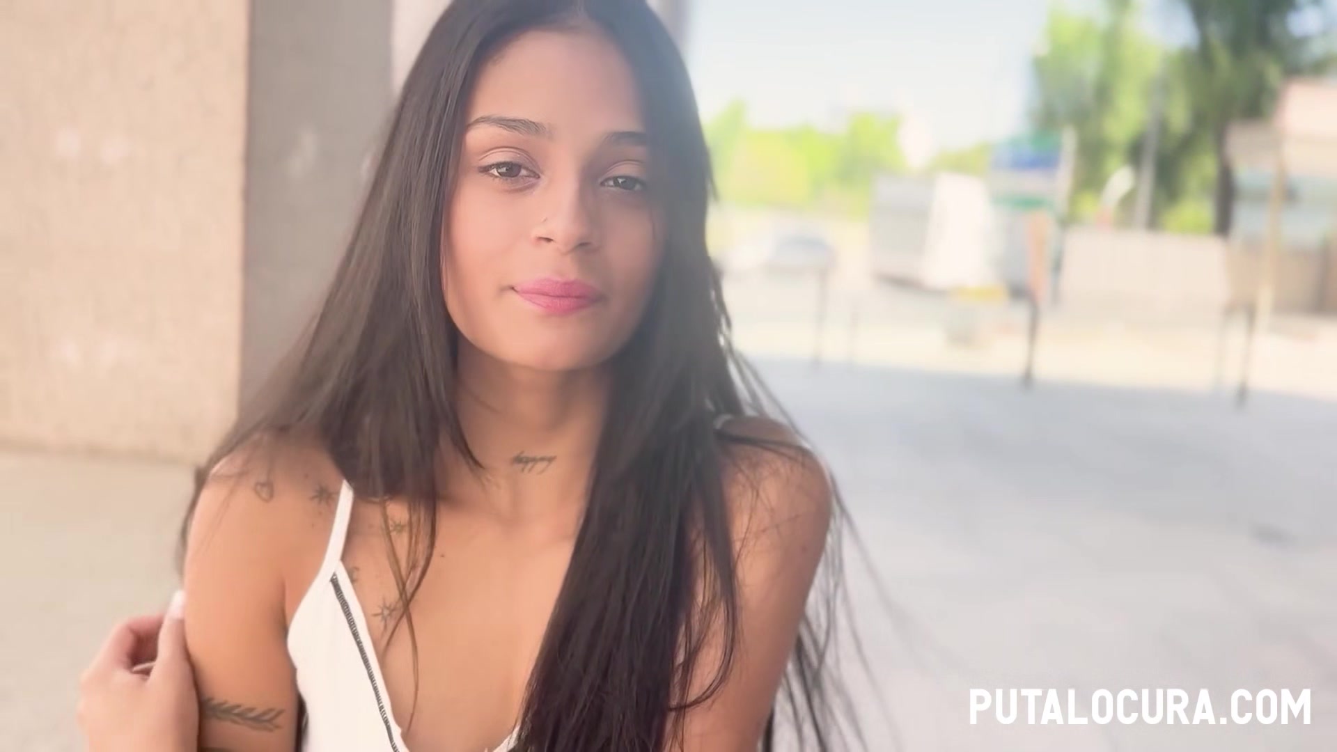 Thin Colombian Breiny Zoe Caught On The Street