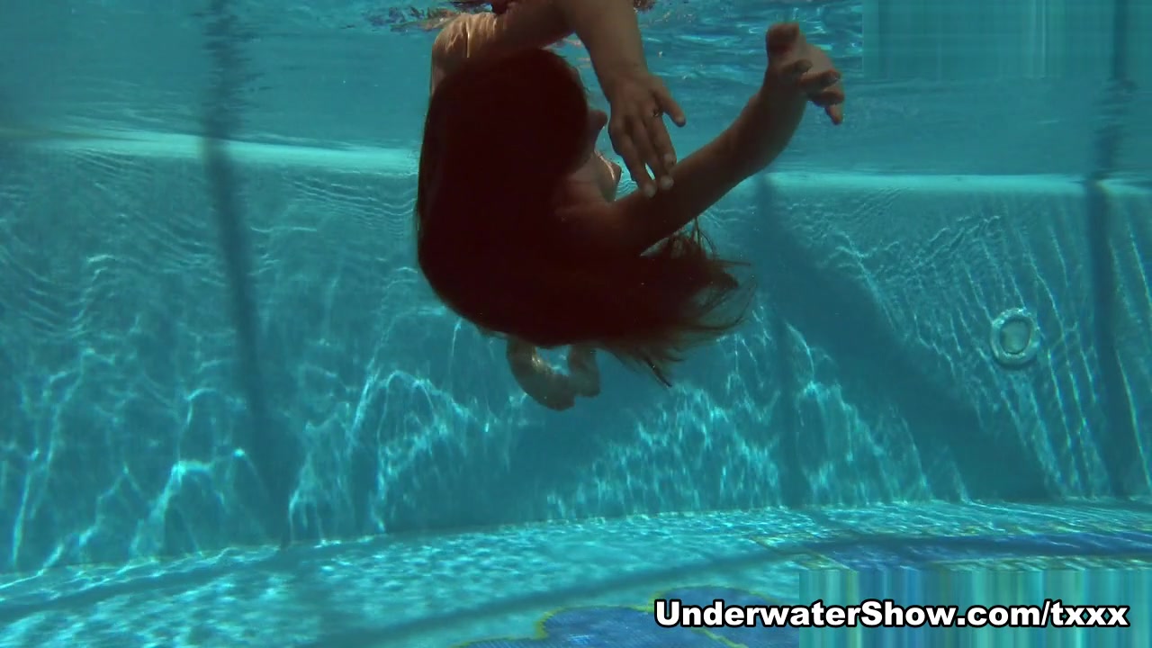 Russaka Video - UnderwaterShow