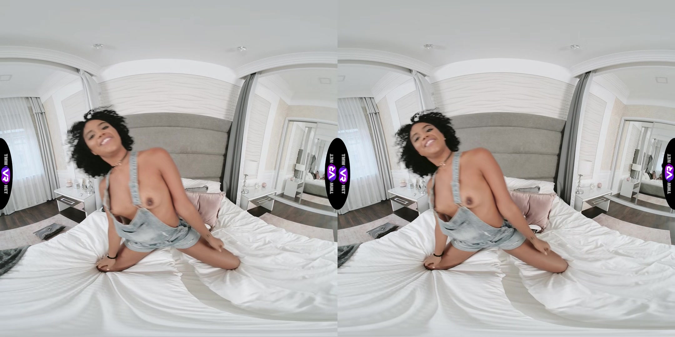 Bored and sex-hungry ebony
