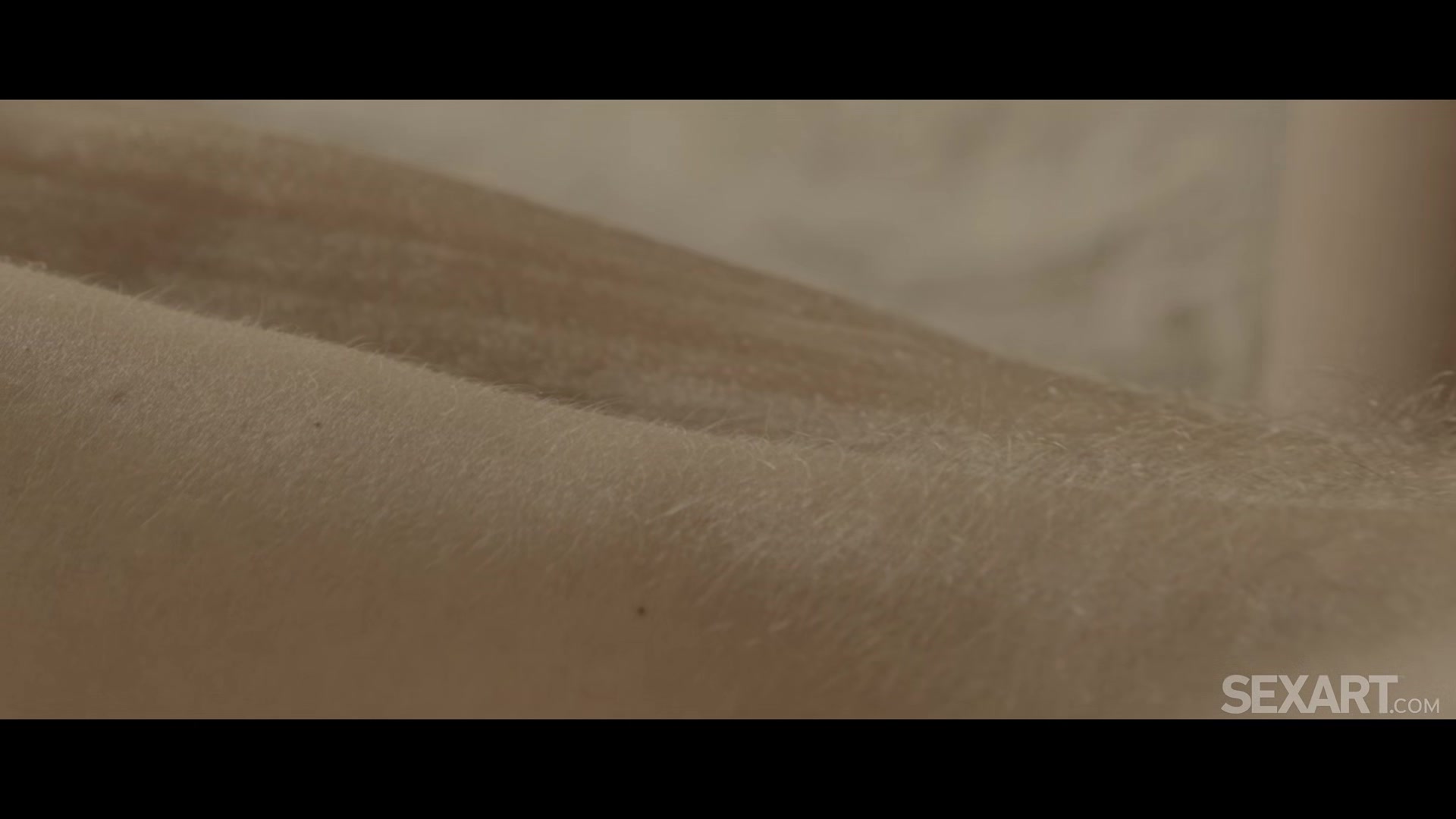 Skin To Skin - Milena Ray & Tommy Gold