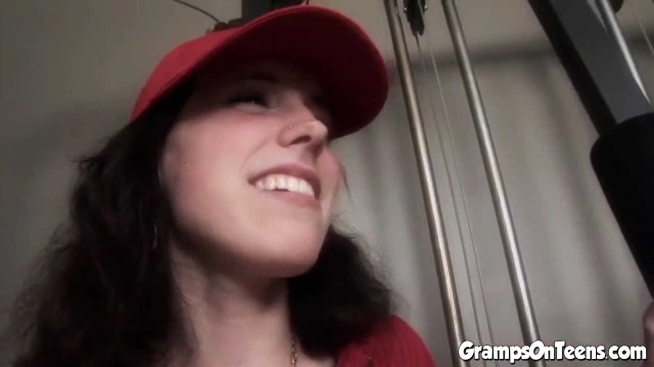 Petite gym slut fucks old man dick