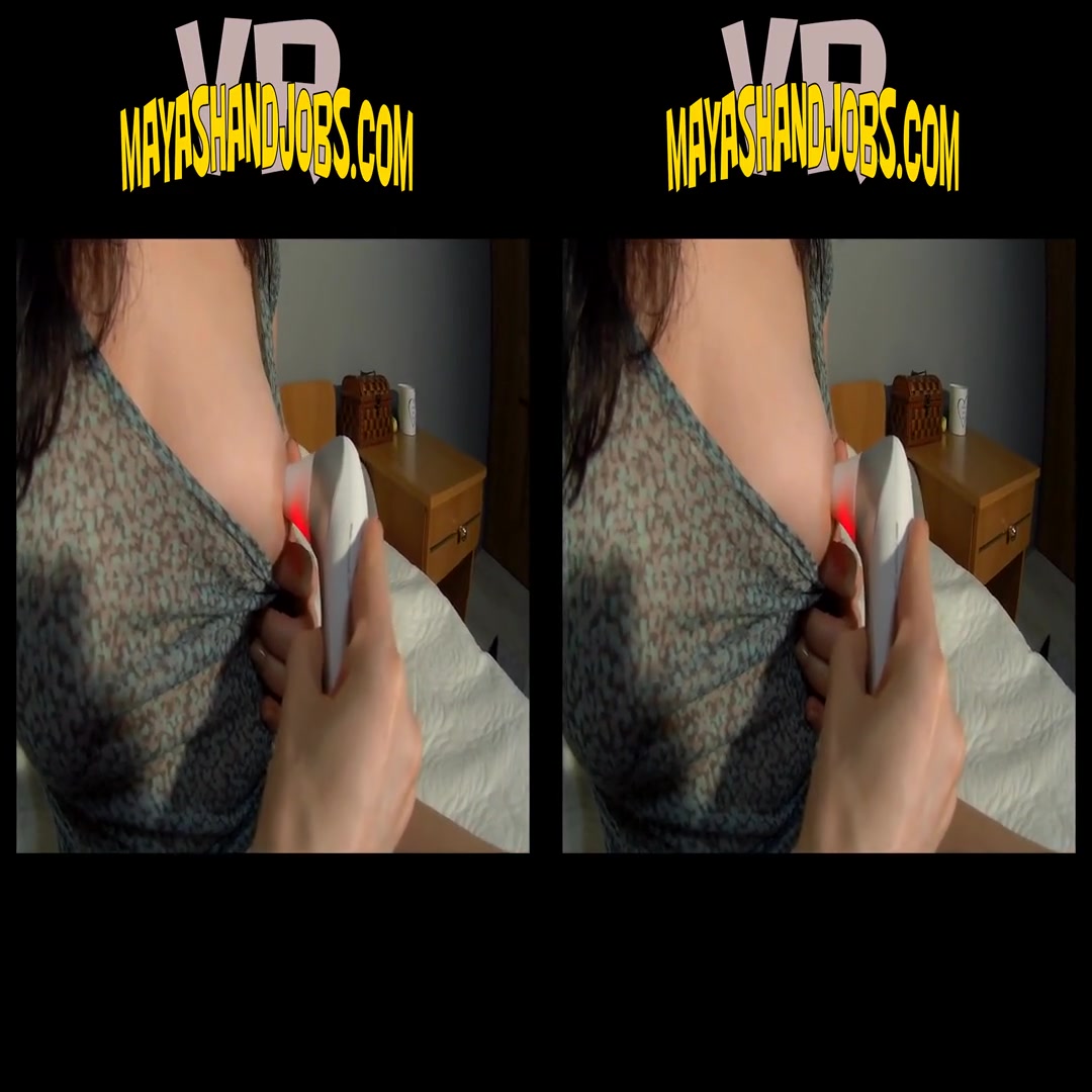 Maya in Womanizer Pro On My Clit - MayasHandjobsVR