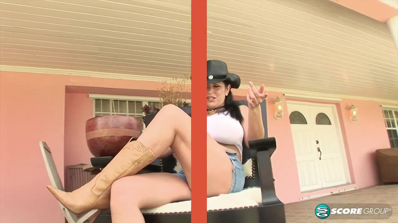 Natalie Fiore in cowgirl cosplay - BigBoobBundle