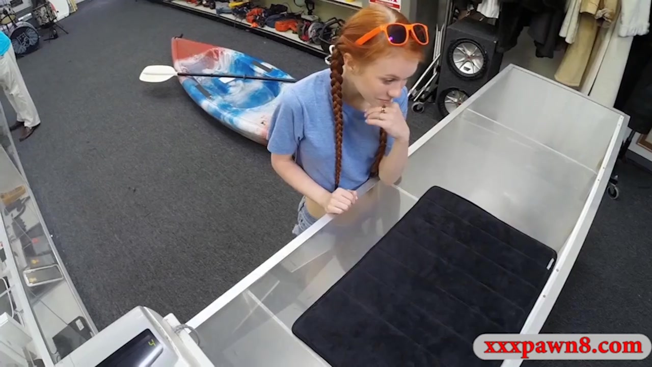 Tight Hottie Pawns Her Pussy And Fucked At The Pawnshop