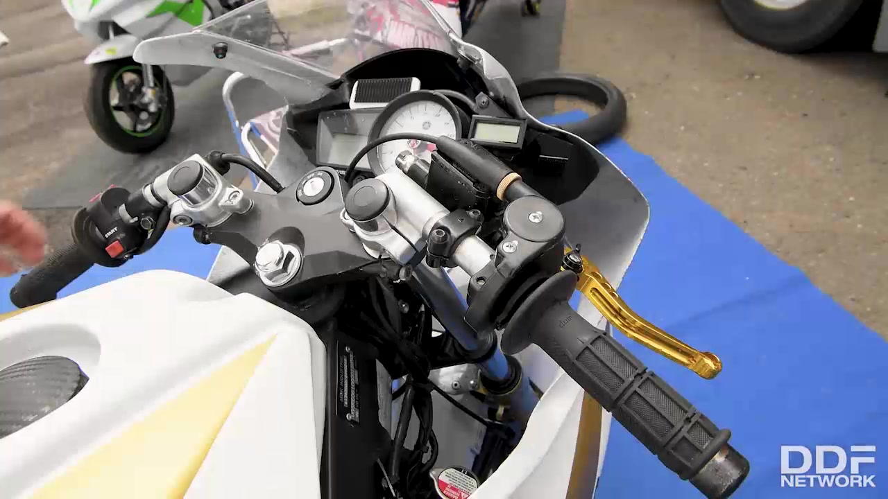 Handling the Bike Boy - PornWorld