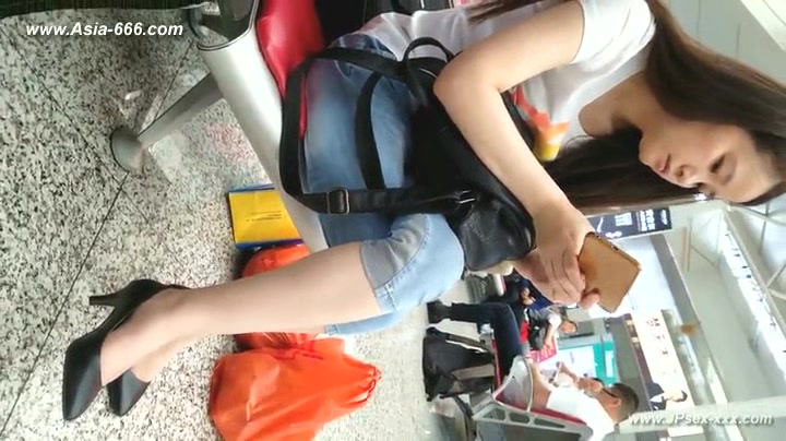 chinese girls go to ***
