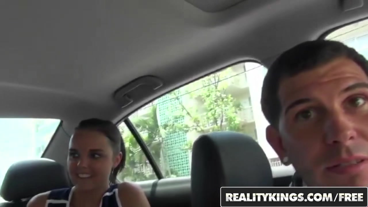 Reality Kings - GF - Annie Whorehall Aubrey Sky Ava Hardy 3 - Track Star