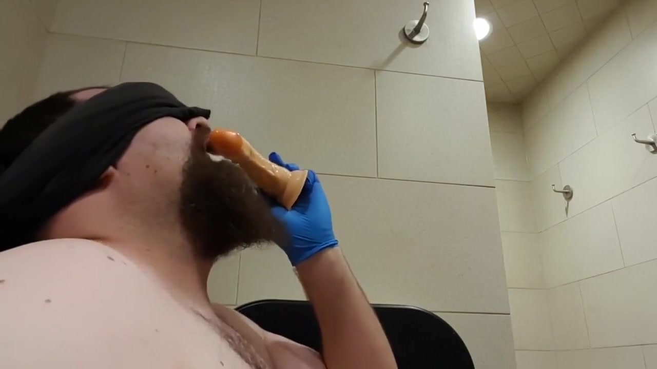 Sloppy Toy Deepthroat Training