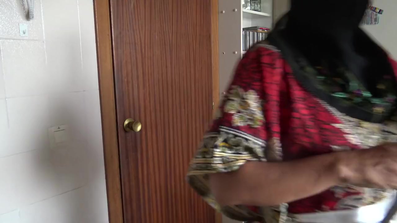 Arab Maid Pleasing Iranian Boss In London سکس با زن جنده همسایه امیر توروخدا بزار برم