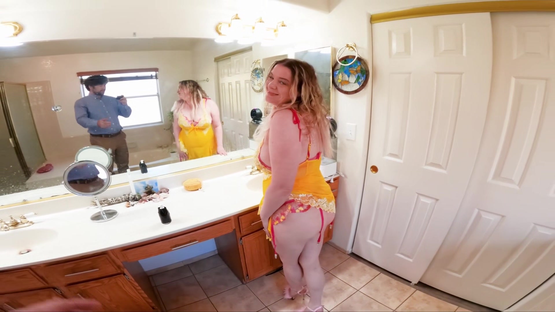 Hot Wife Fucks The Contractor For A Cheap Remodel