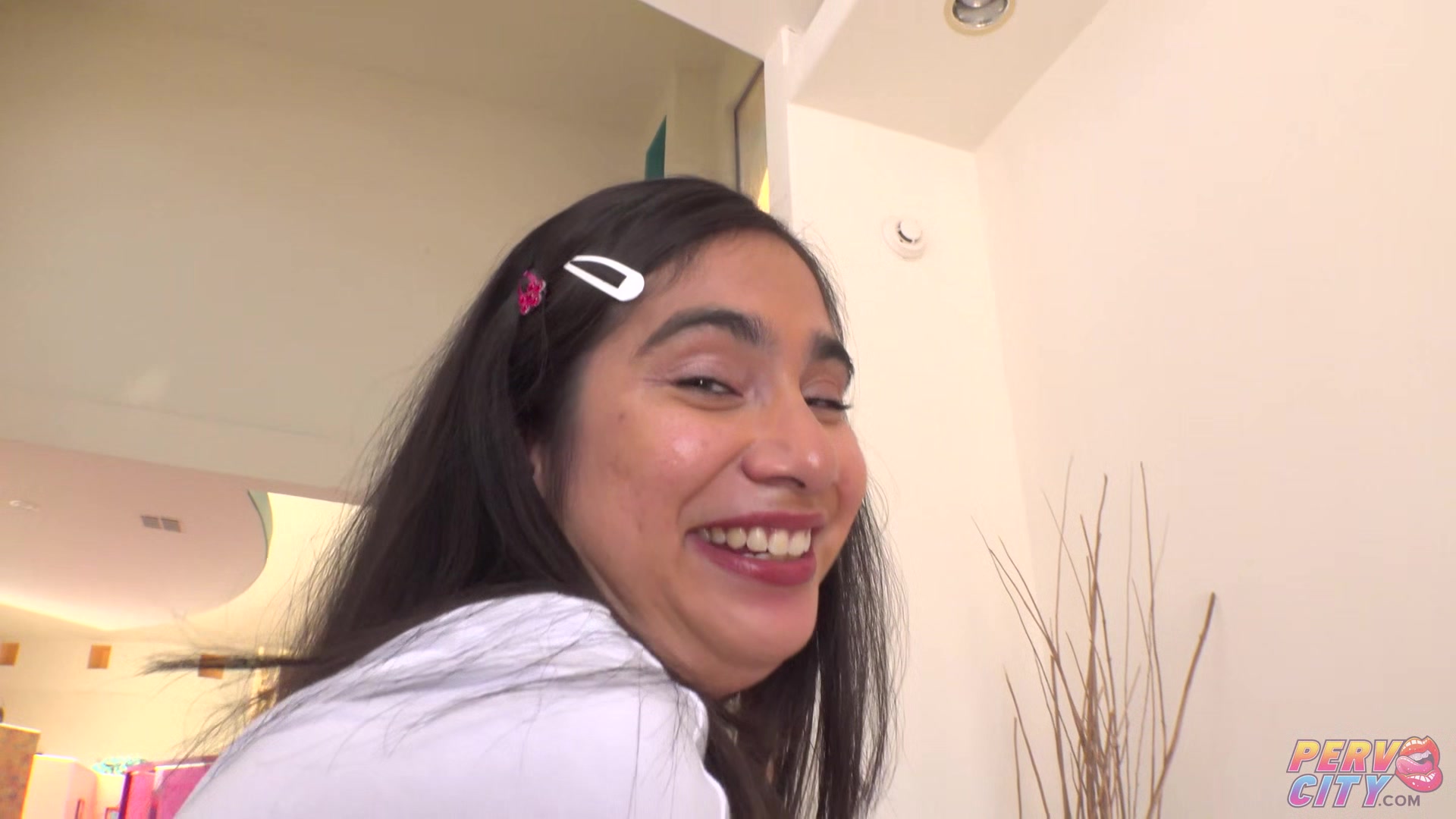 Naughty Babe Gets Her Tiny Asshole Stretched Out