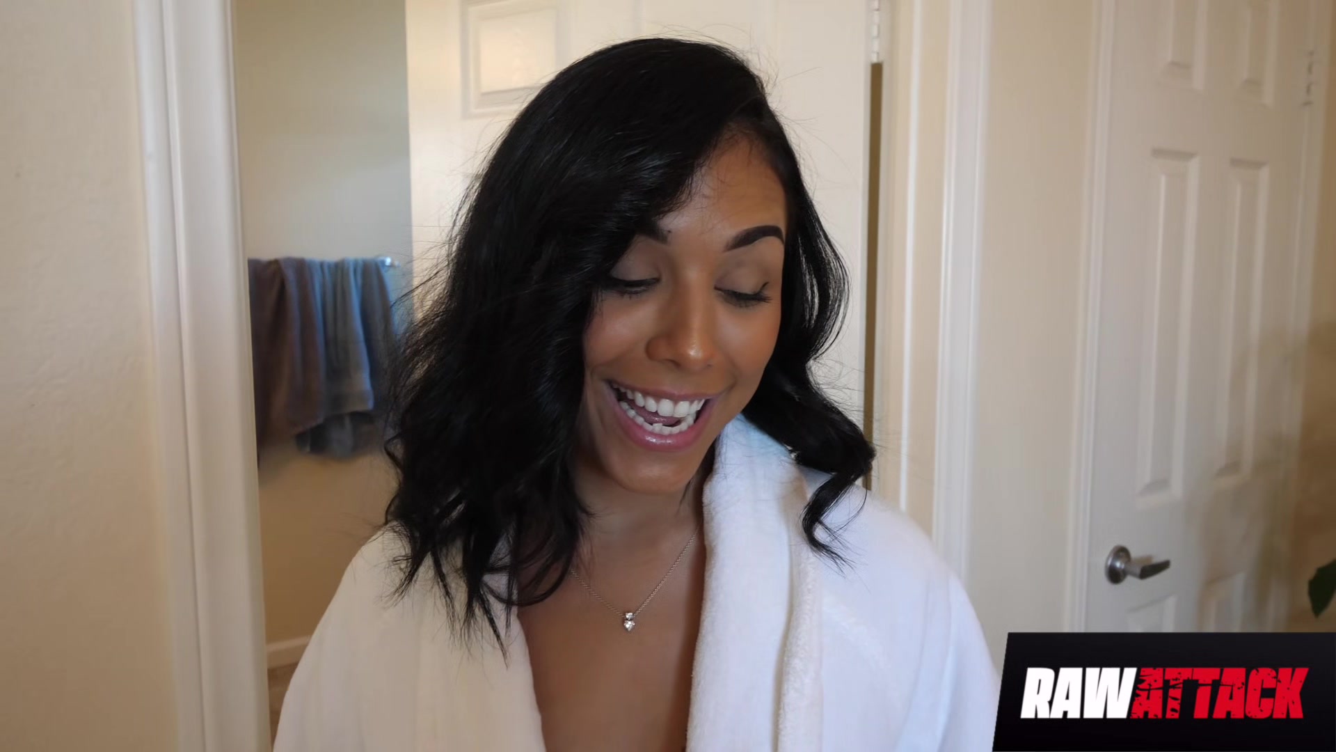 Camila Cortez Tries Doing Homemade Porn