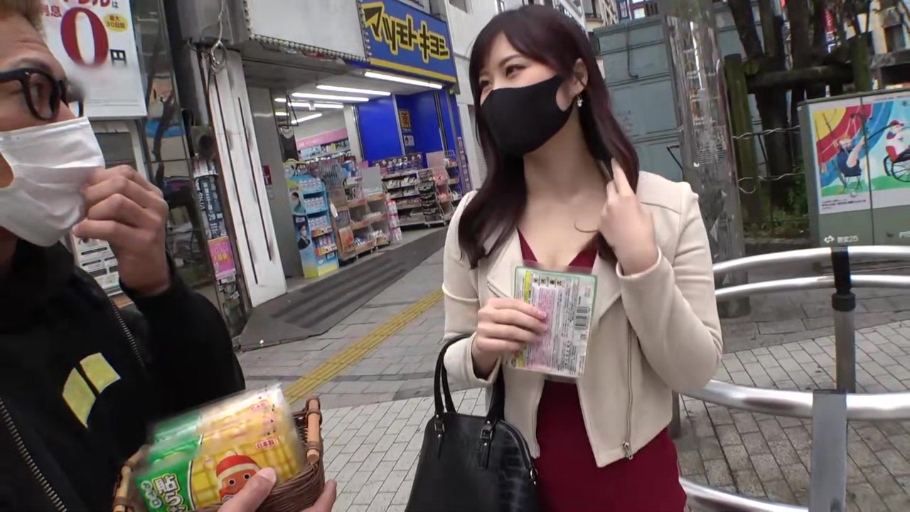 0001817_巨乳の日本人の女性が大量潮吹きするガンパコ素人ナンパ絶頂のSEX