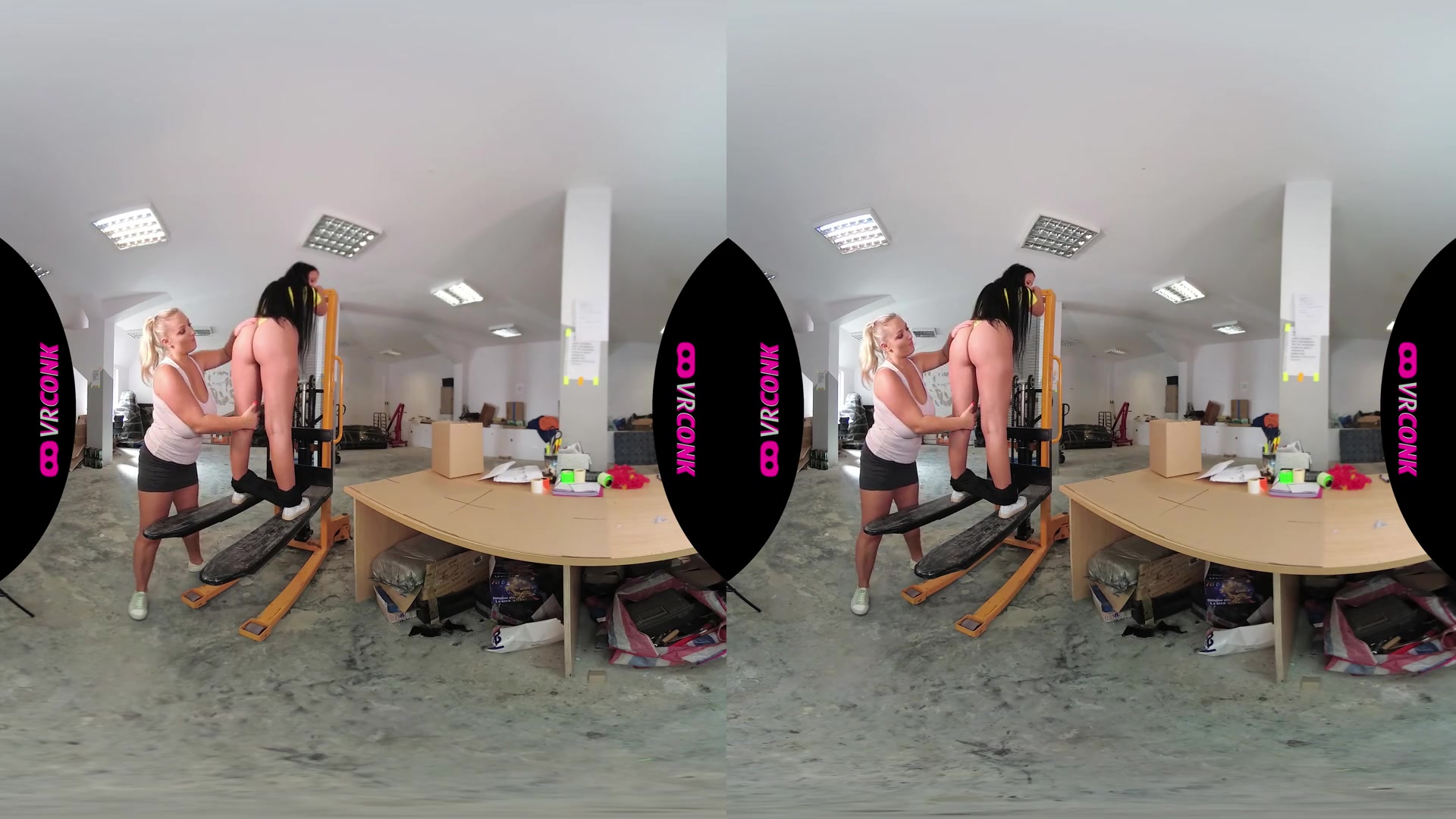 Jennifer Mendez in Lesbian Forklift - VRConk
