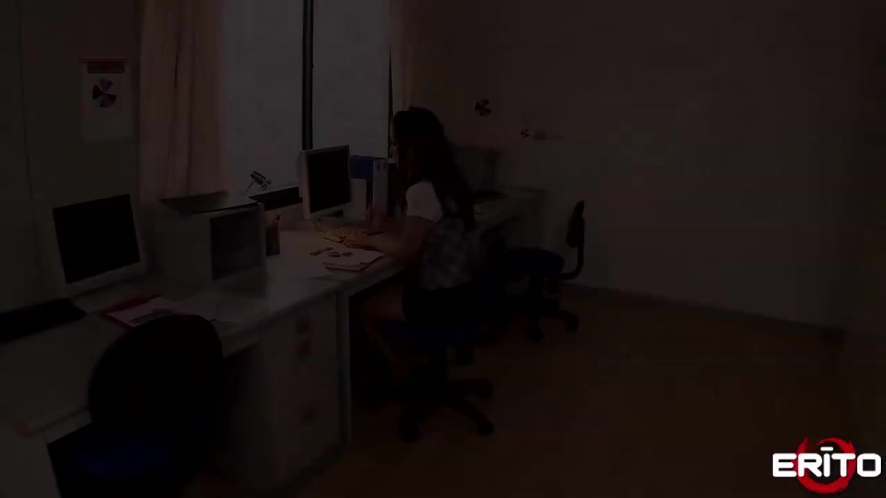 Winner Prize for Hot Secretary