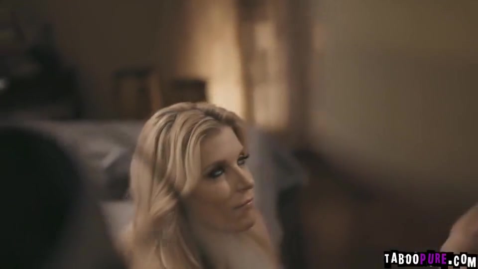 India Willingly Sucking And Hump Her Stepson - India Summer And Pure Taboo