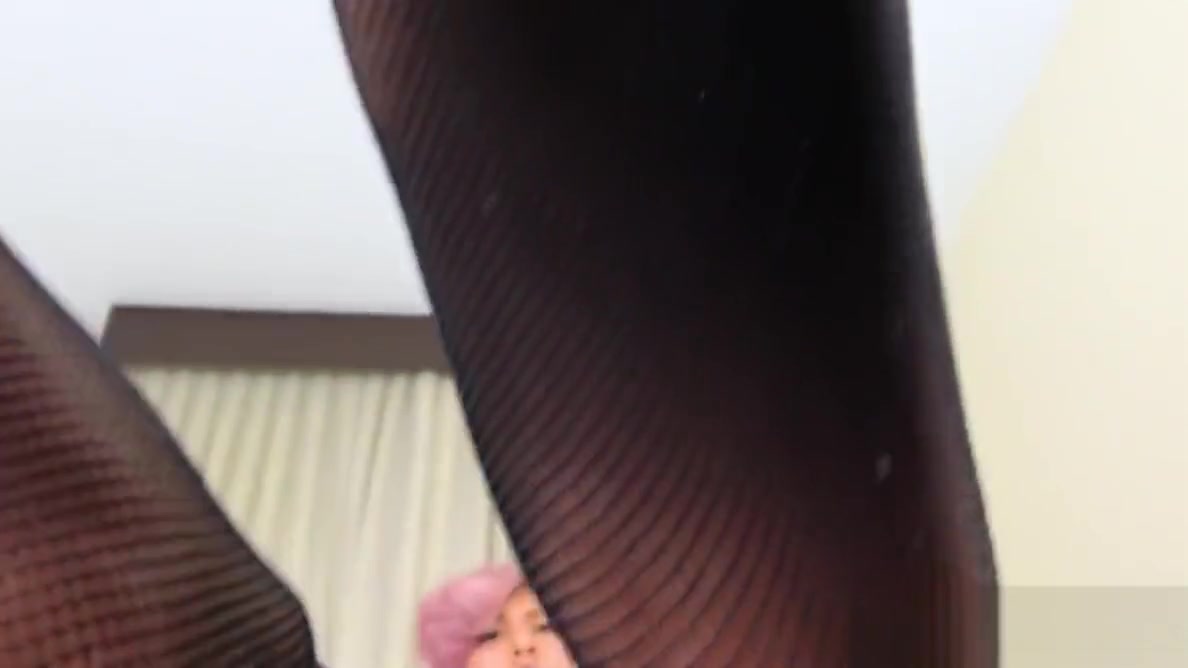 Tattooed tranny tugging on her hard cock
