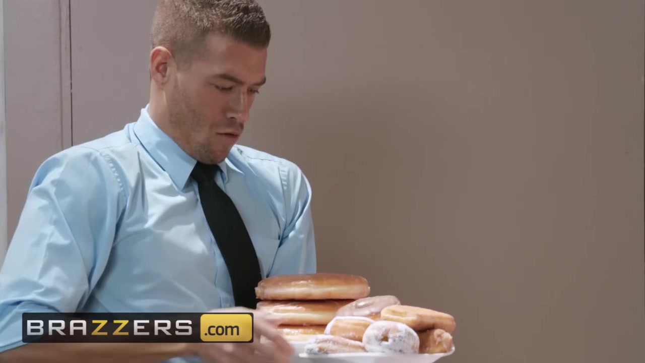 Brazzers Big Tits at Work Karma Rx Xander Corvus The Ho In The DonutBrazzers Big Tits at Work Karma Rx Xander Corvus The