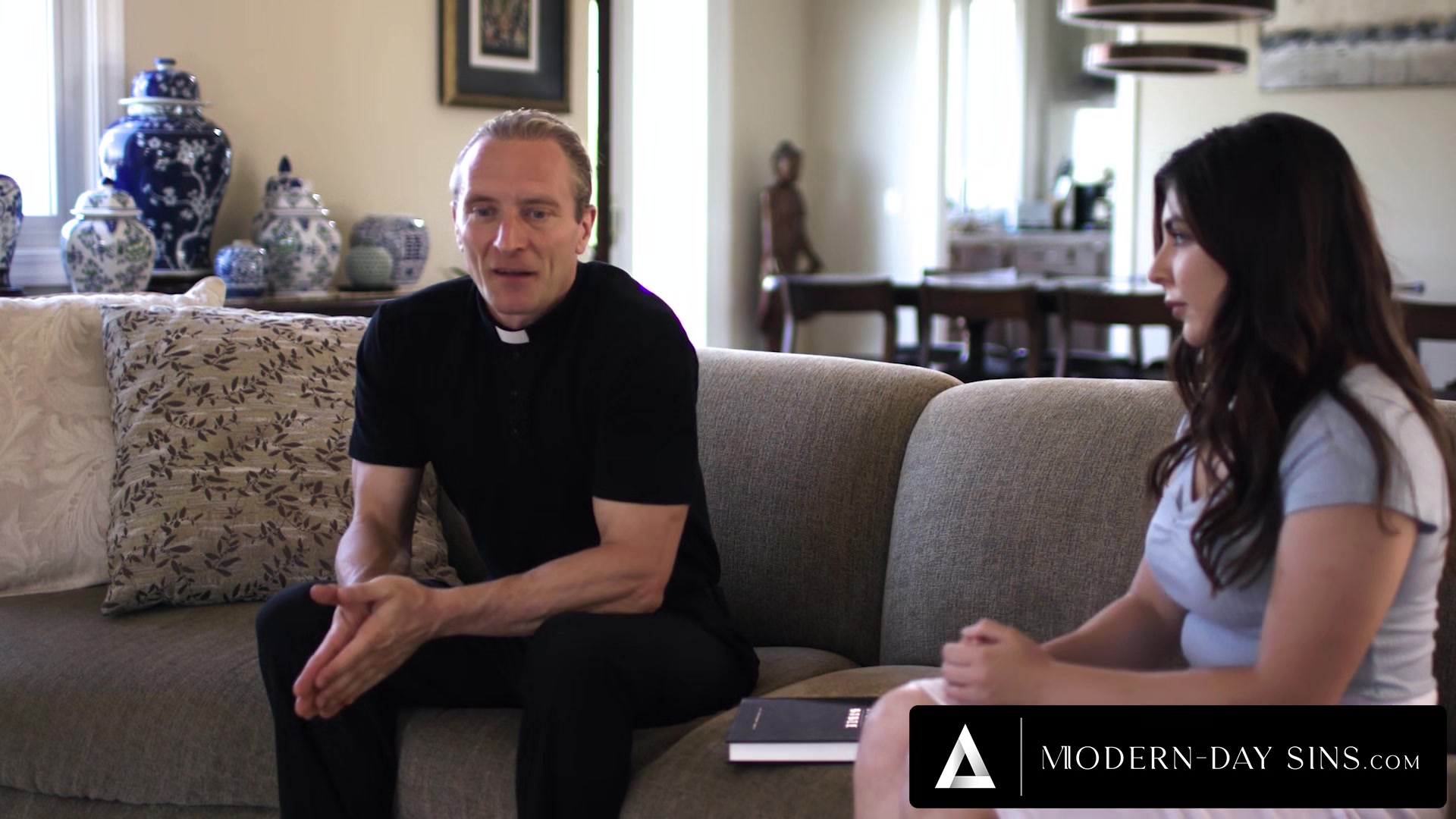 MODERN-DAY SINS - Pervy Priest Creampies Horny teen 18+ Keira Croft After Taking Her Anal Virginity!