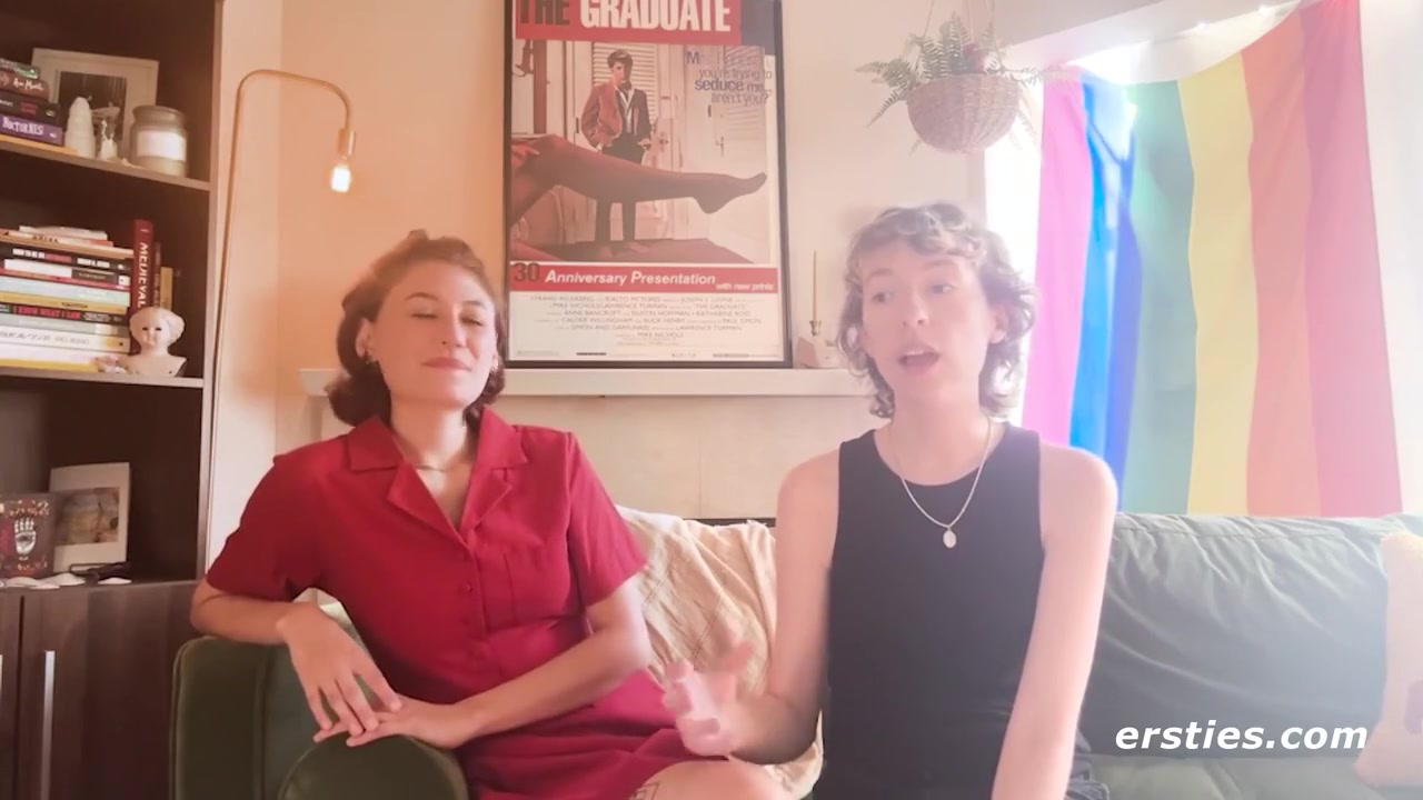 Daphne Goes Down On Eve While They Are Outside