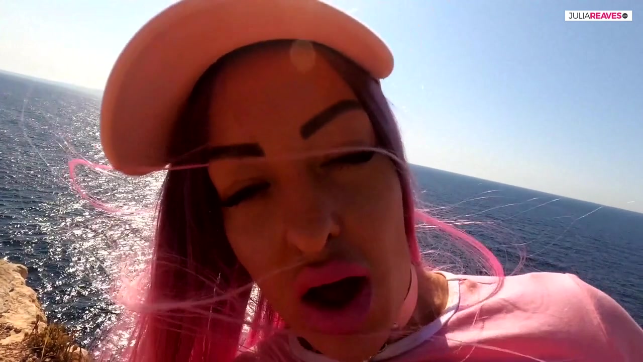 Fucking In The Cliffs By The Sea Is So Cool