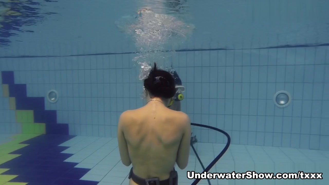 Gauthier Adeline Video - UnderwaterShow