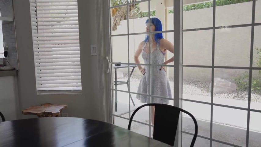 At Her Feet - WillTileXXX