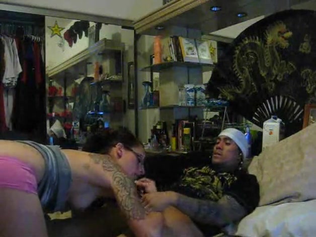 Tattoos show the level of her sex experience in sex