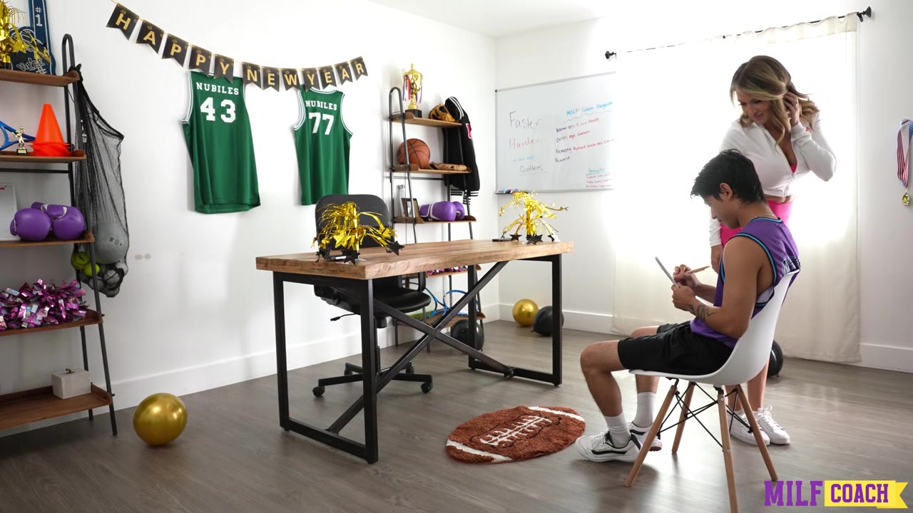 Coach Helps Me Nail My New Years Resolution - S2:E4