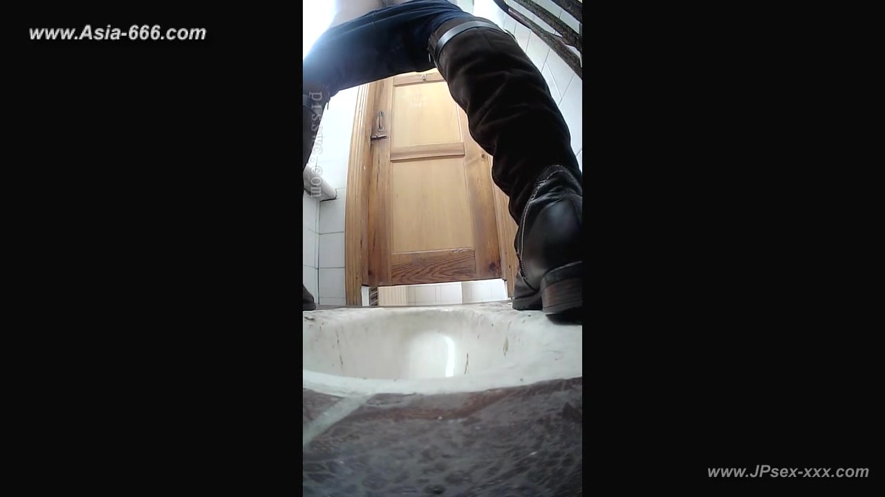 peeping blondes go to toilet.53