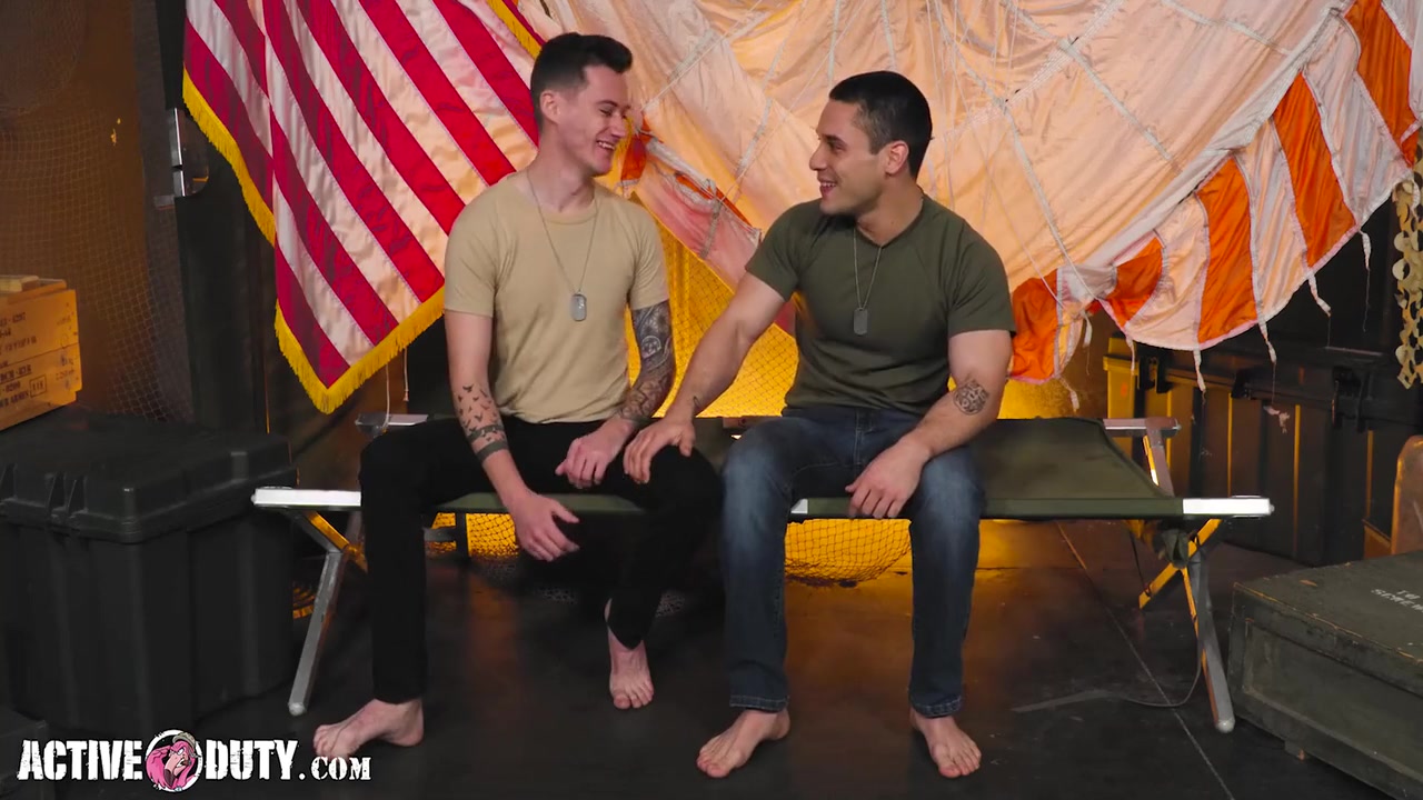 Hairy Soldier Flip Fucks Tatted Twink