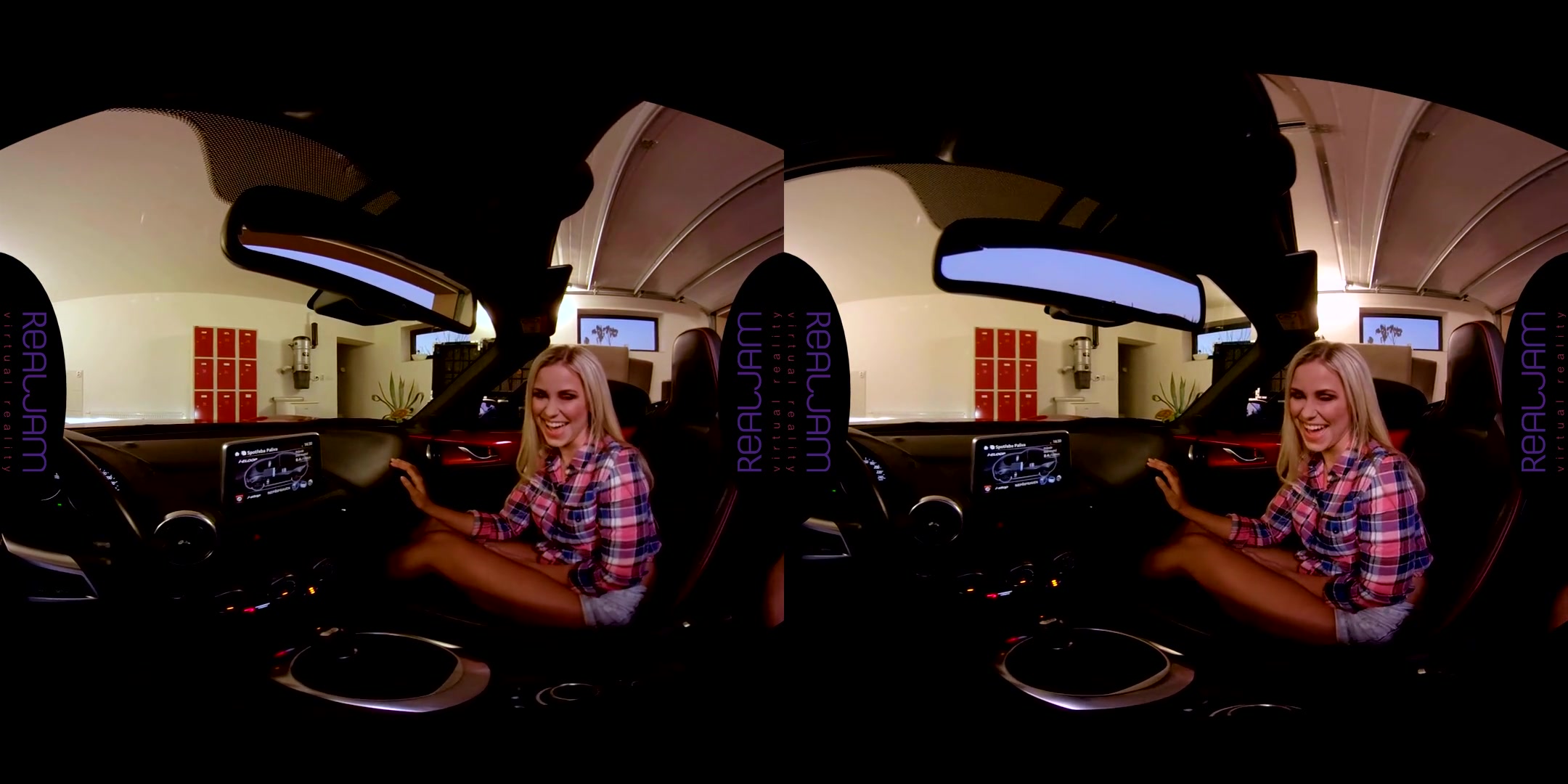 Lola Myluv in Red Car Passion - RealJamVR
