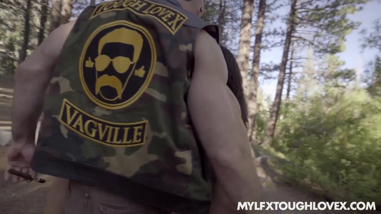 Fuckin In the Great Outdoors - MYLF