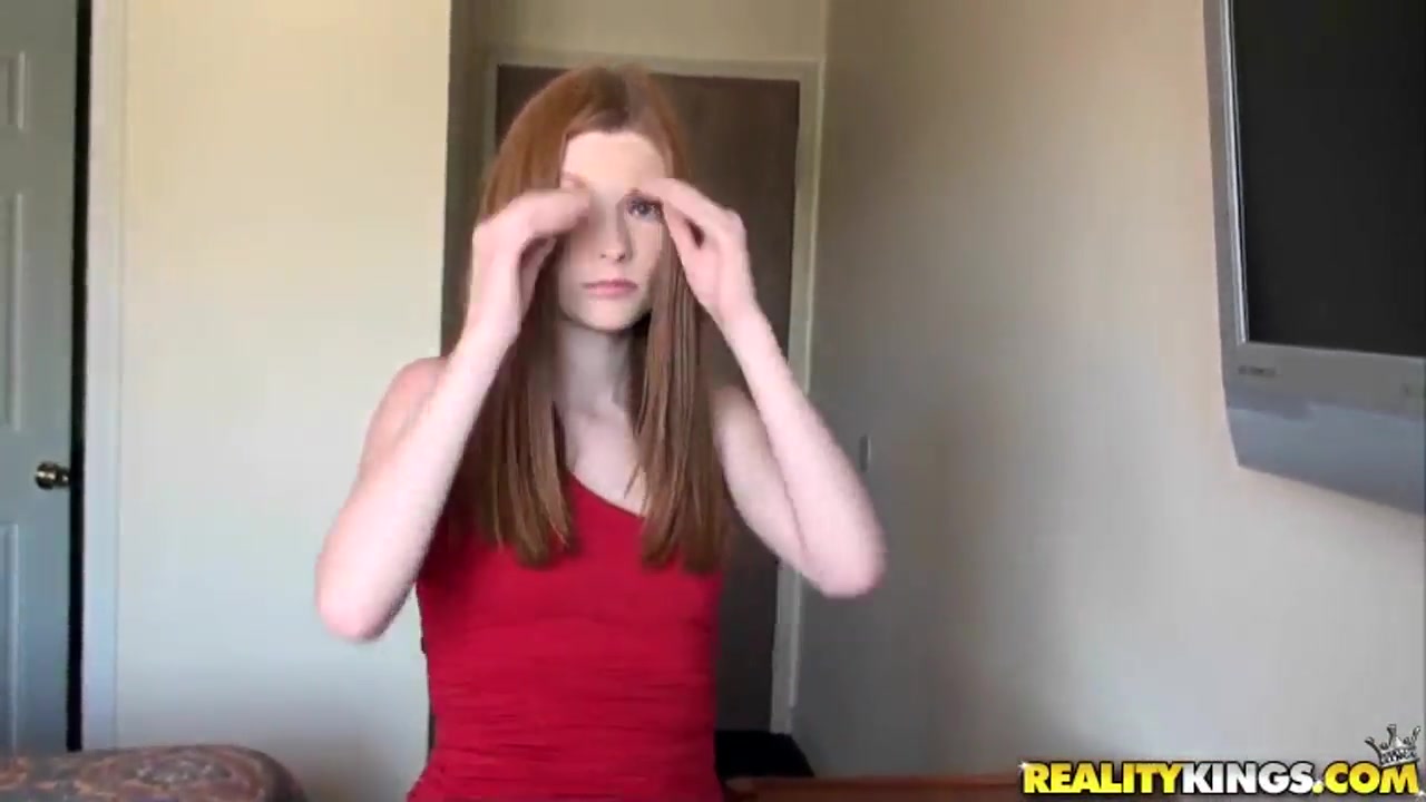 Petite babe Amelia Rose gets naked for Voodoo