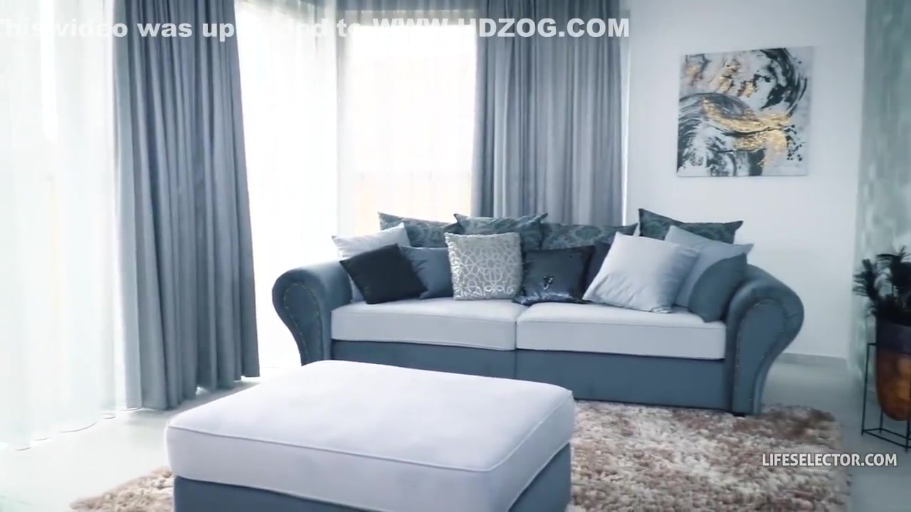 Rent Out Your Couch! - Lovenia Lux