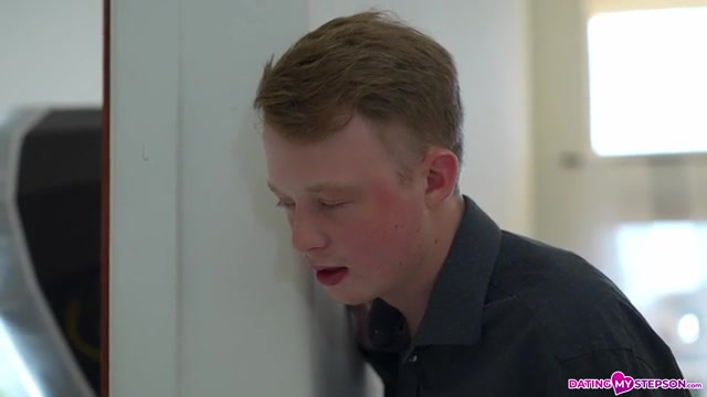 Stepmoms Secret Confession - S1:E5 - Momlover