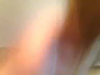 Astonishing Chinese cutie glimpses her tooshie on cam