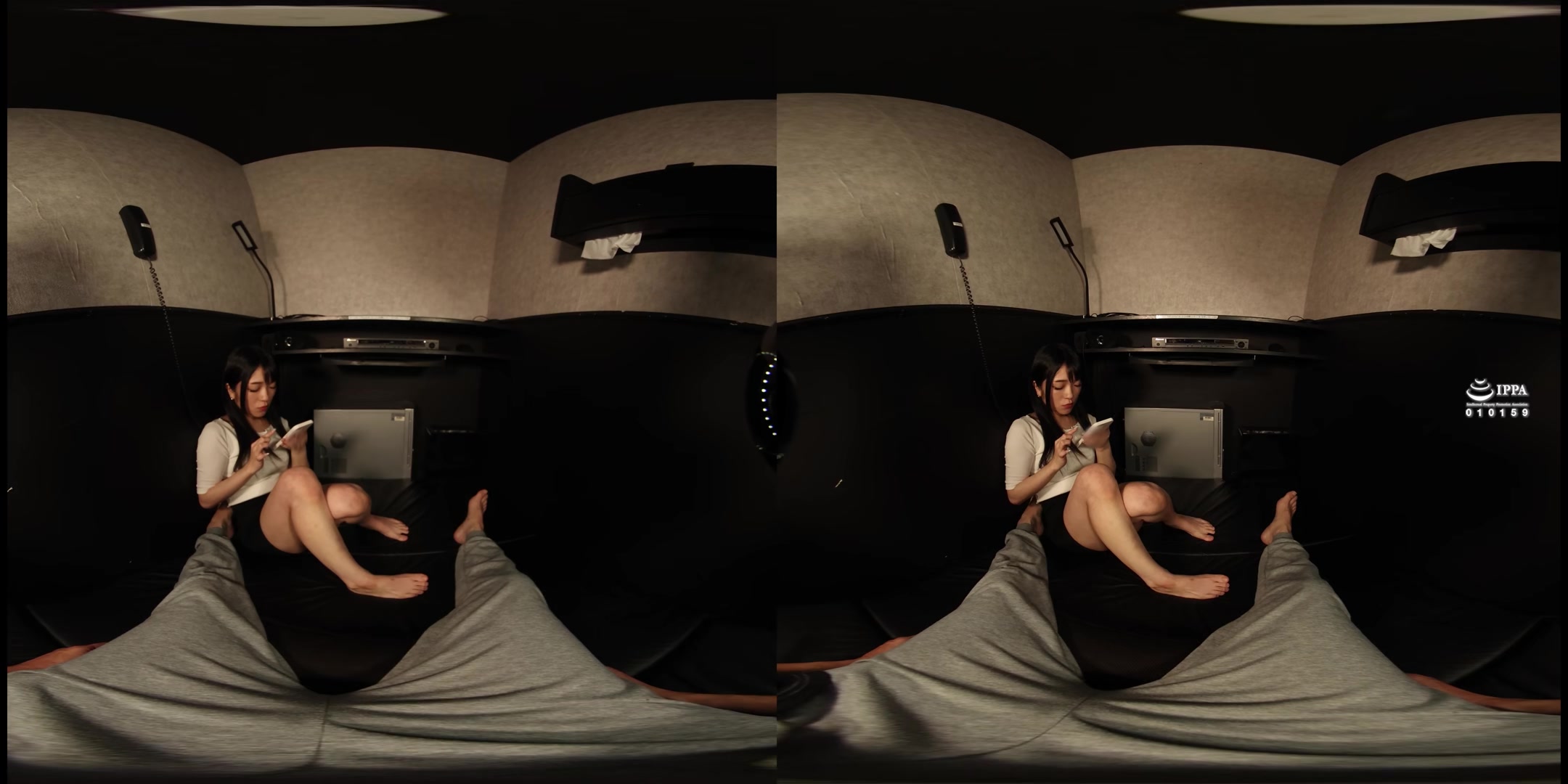 Riona Minami - Passionate Net-Cafe: Lifting Up her Clothes - CasanovA