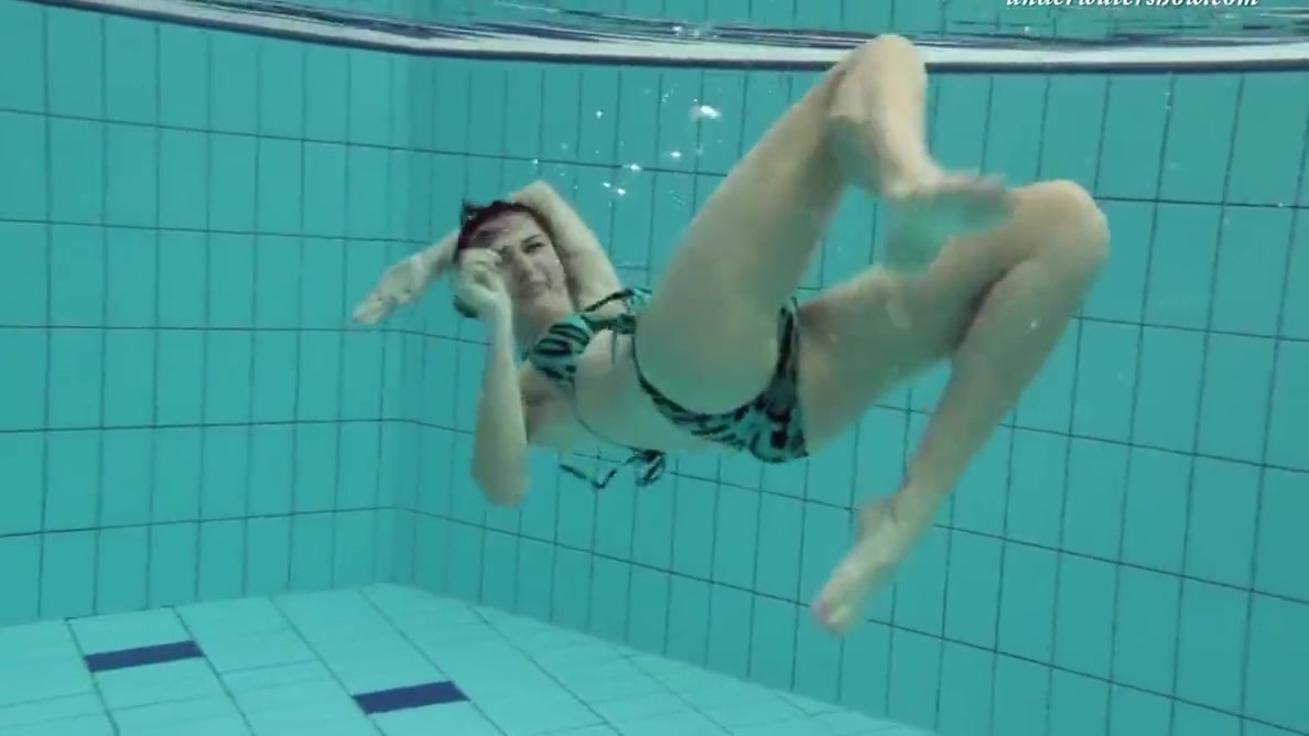 Underwater Pure Hot Erotics With Markova