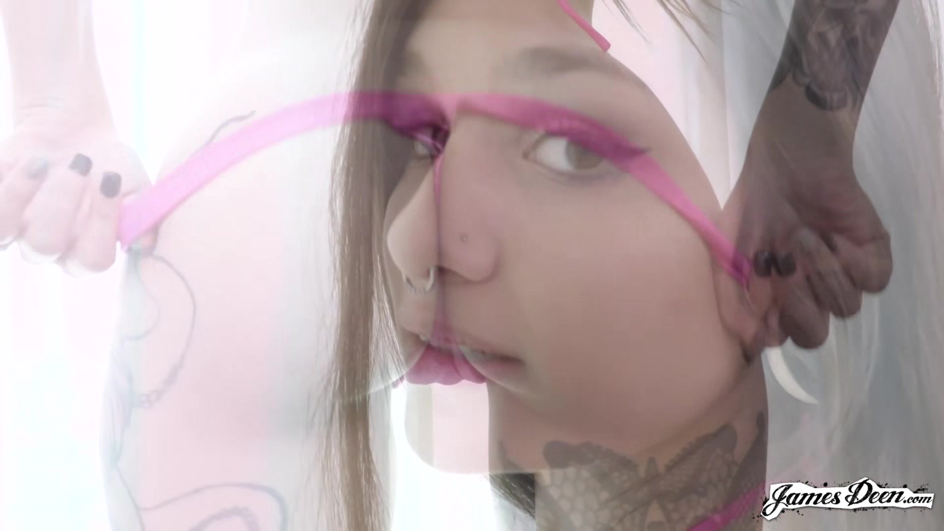 Luna Lovely Submissive Tattooed Anal Lover