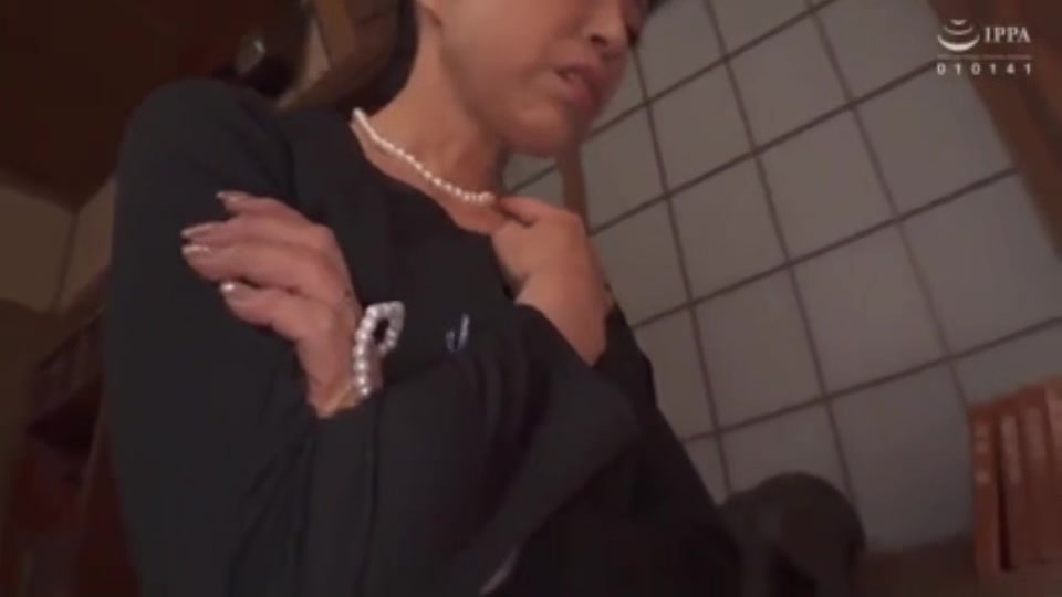 07790 Step mother and sex