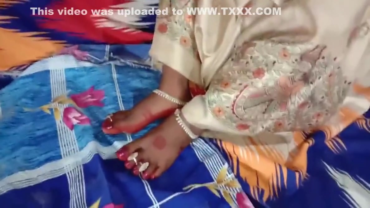 2023 Desi Bhabhi Sex In Saree Village Hardcore Fucking Indian Bhabhi Clear Hindi Voice