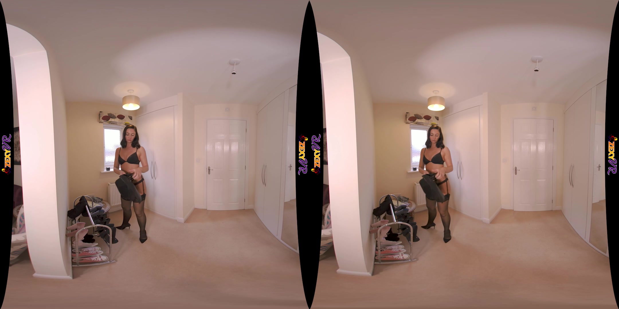 Watch Me Strip featuring Mia J - ZexyVR