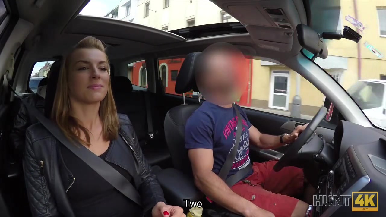 HUNT4K. Guy penetrates sexy girl in his car while cuckold is around
