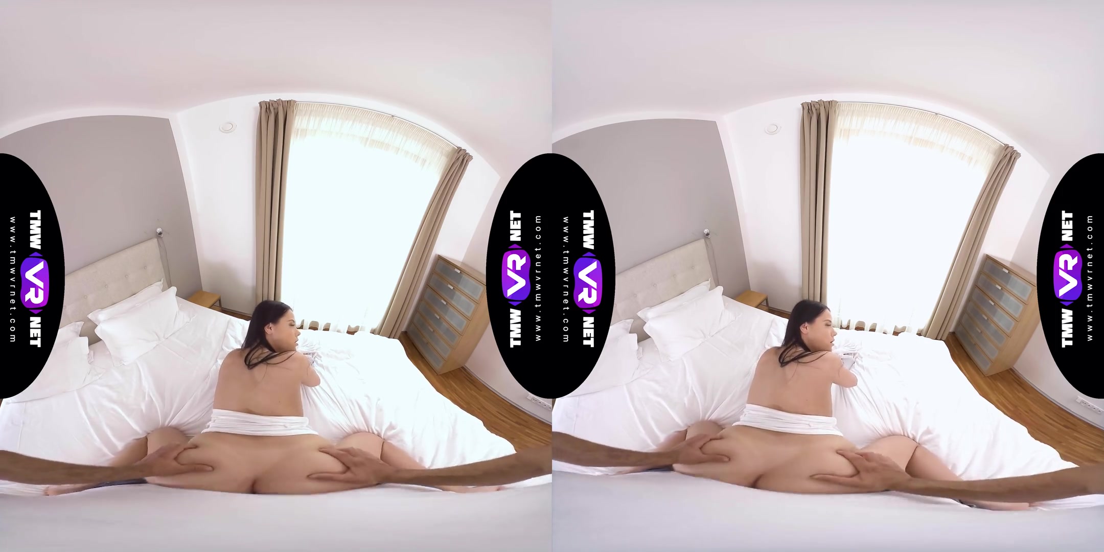 I Slap a Fine on Your Butt - Beautiful Virtual Girlfriend in Bed with Lingerie