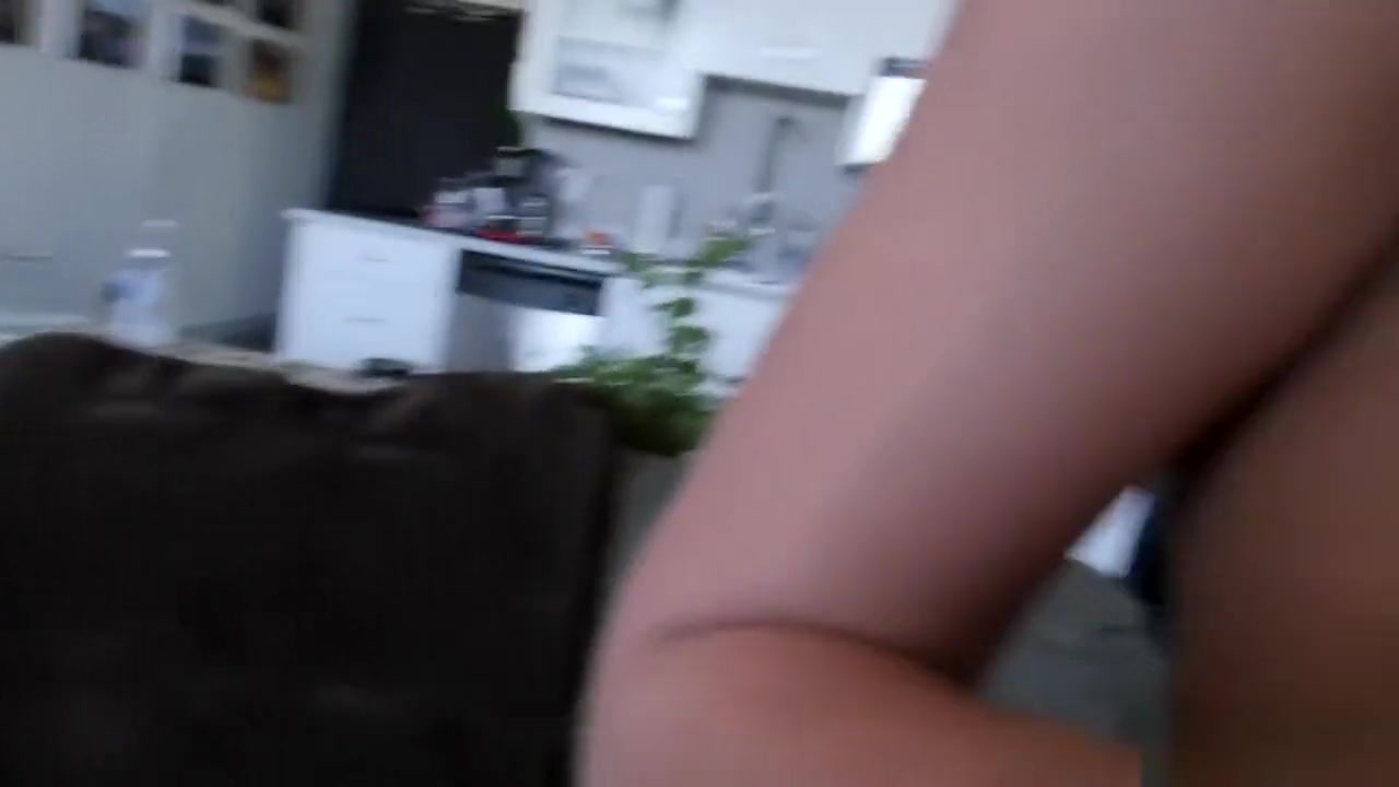 Stepsister Daisy gets her big booty pounded by her bro