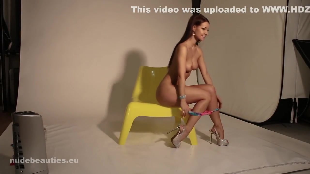 Nudebeauties - Nice Girl With Melisa Mendini